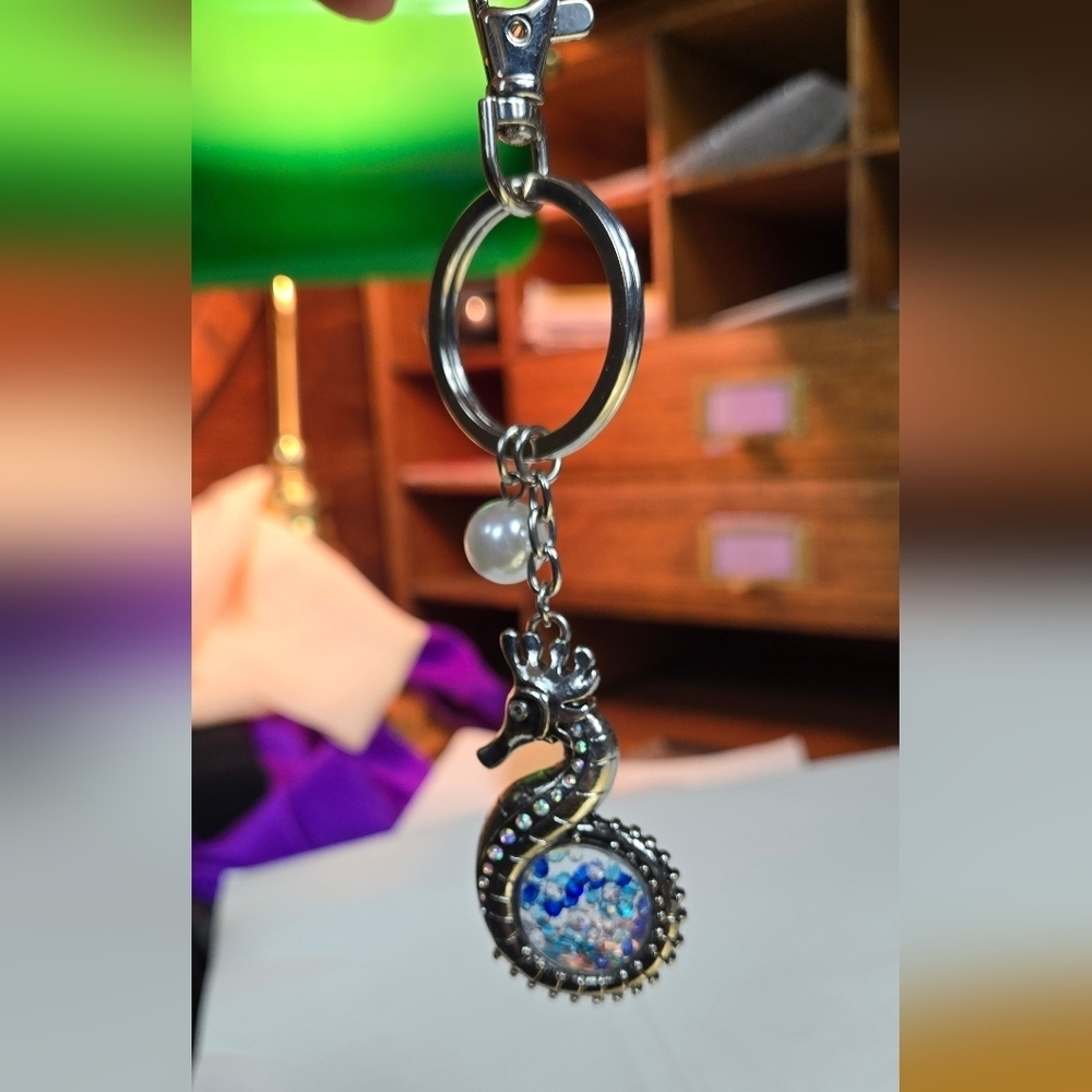 Silver Tone Vtg Seahorse Keychain/ Bag Charm  with Blue Crystal Accents - Picture 6 of 17